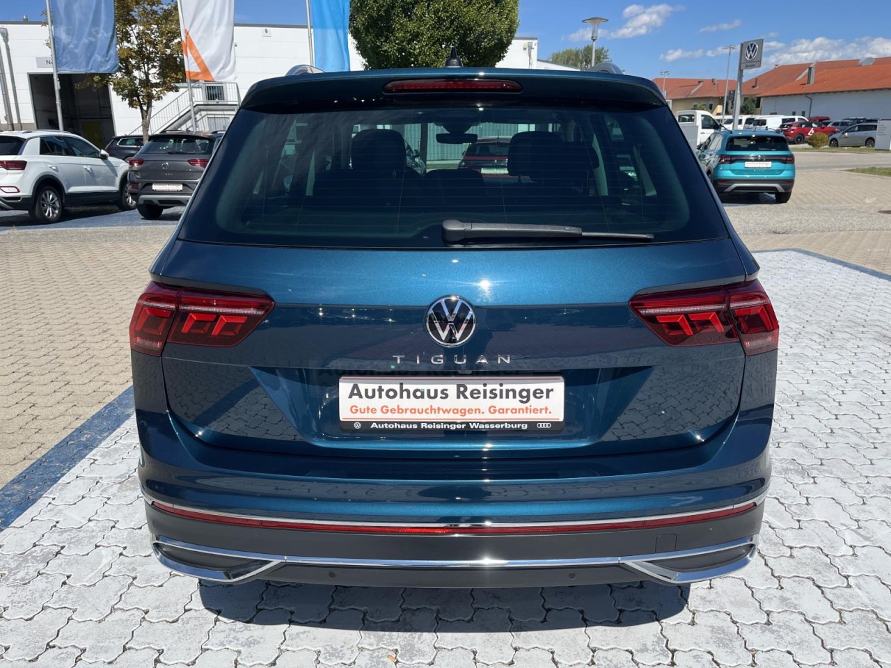 Tiguan 1.5 TSI Elegance DSG (MatrixLED+APP+NAVI+AHK+Panor.+Standh.+RearView)