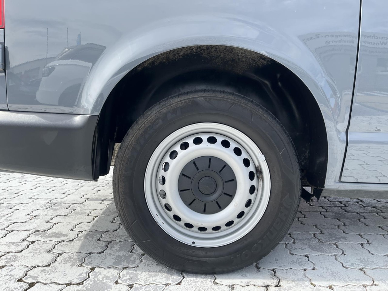 T6.1 Transporter Kasten 2.0 TDI (LED+AHK+Rear View+APP)