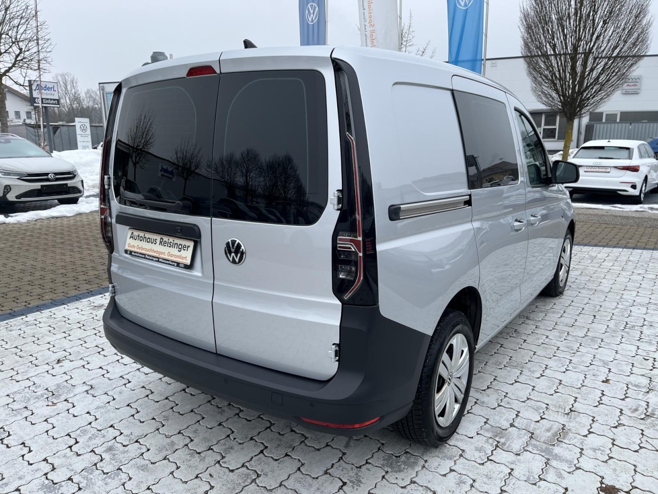 Caddy Cargo 2.0 TDI DSG (NAVI+LED+R-Kamera+Stdhzg.)