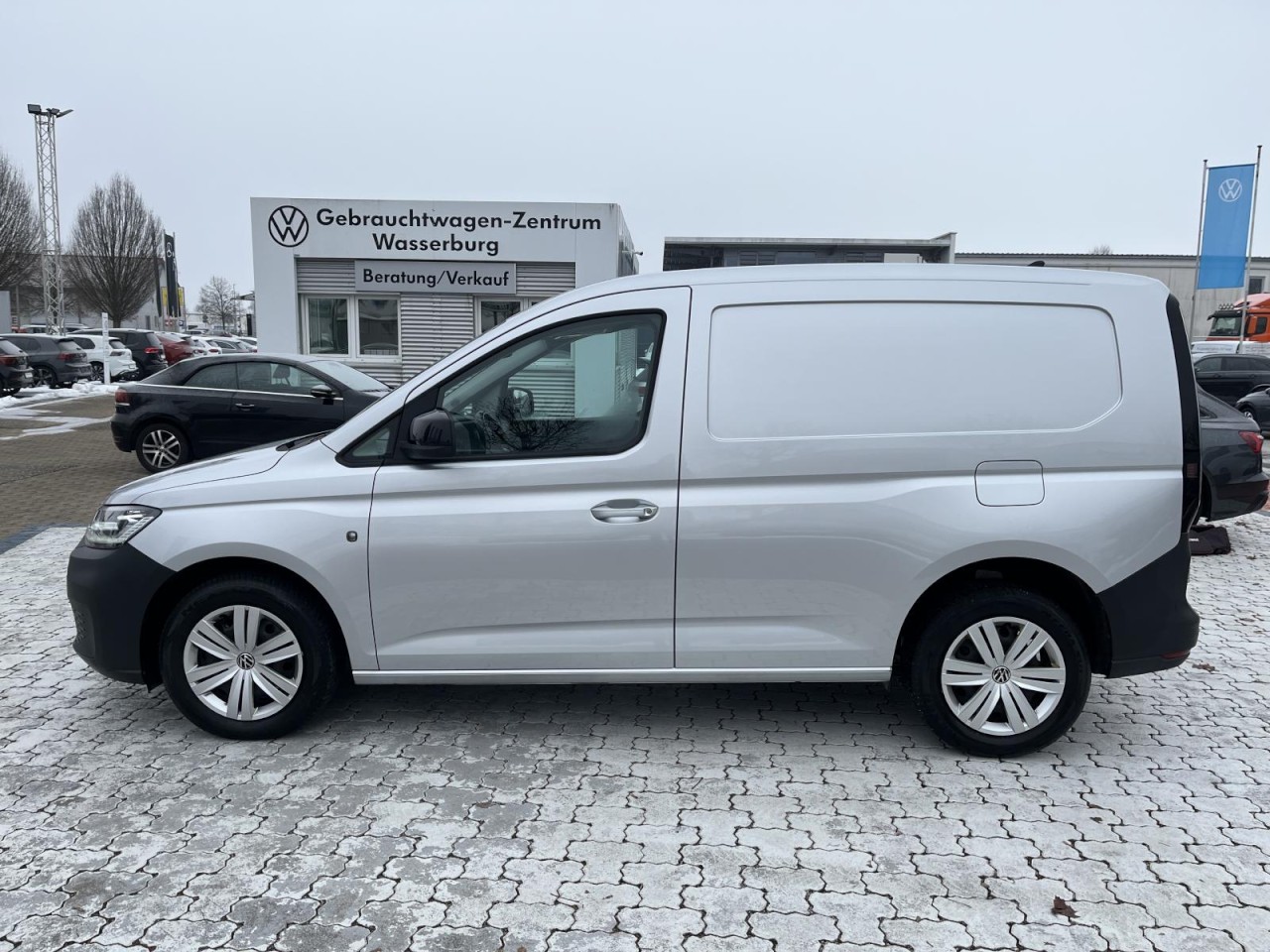 Caddy Cargo 2.0 TDI DSG (NAVI+LED+R-Kamera+Stdhzg.)