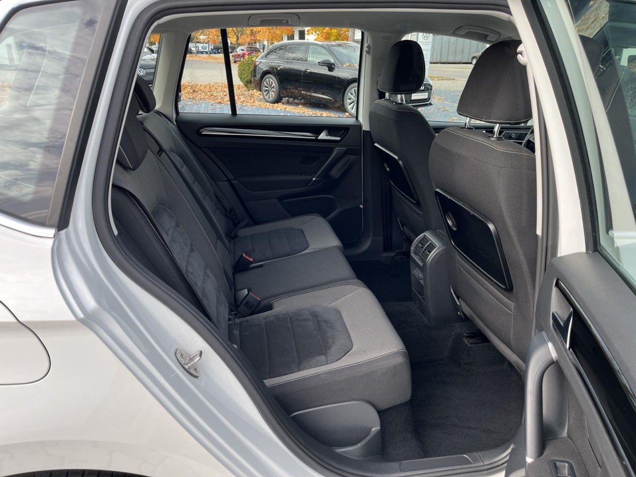 Golf Sportsvan 1.4 TSI Highline (AHK,Xenon,Media-Radio)