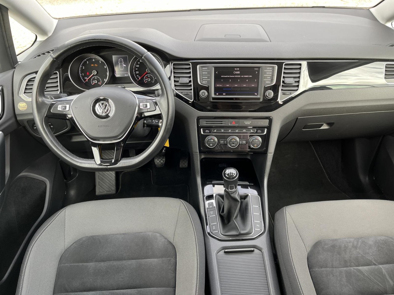 Golf Sportsvan 1.4 TSI Highline (AHK,Xenon,Media-Radio)