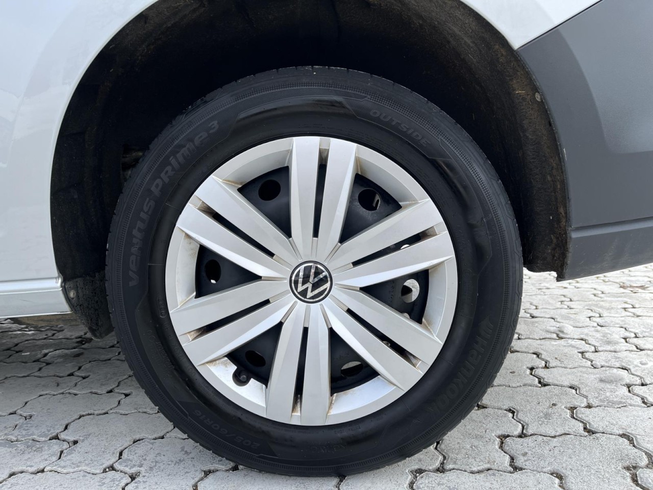 Caddy Cargo 2.0 TDI DSG (NAVI+LED+Sitzh.+RearView+Standh.)