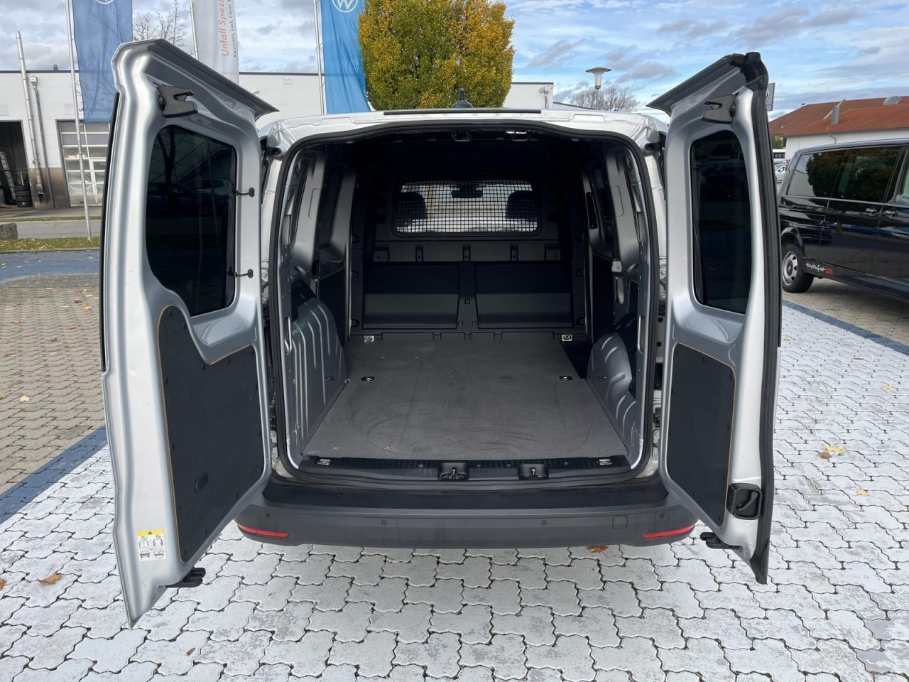Caddy Cargo Maxi 2.0 TDI DSG (Navi,LED,R-Kamera,Standh.))