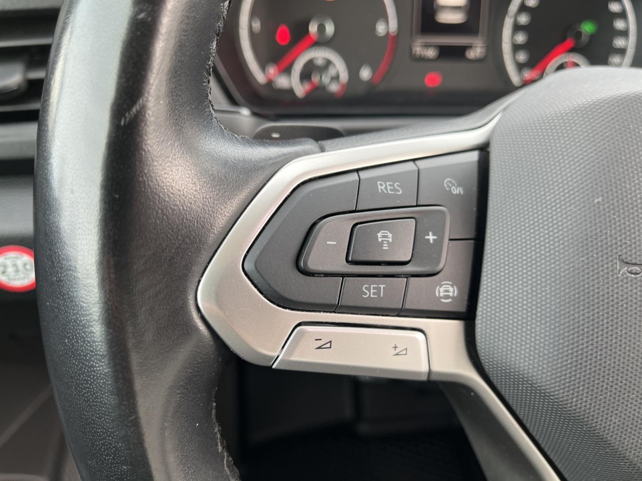 Caddy 2.0 TDI DSG Cargo (Navi+LED+PDC+STH)