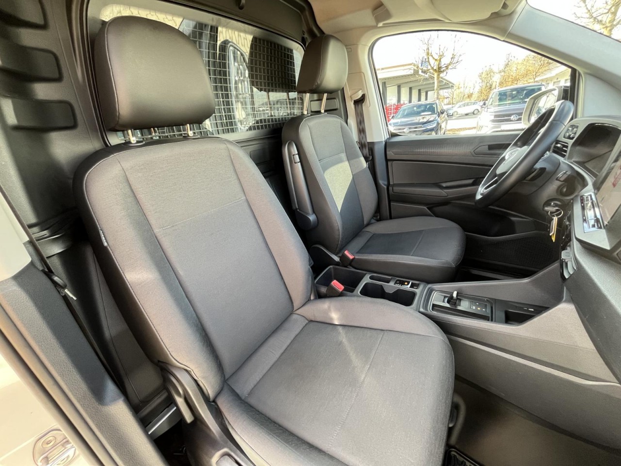 Caddy Maxi Commerce 2.0 TDI Cargo DSG (NAVI+LED+R-Kamera+Standh.)