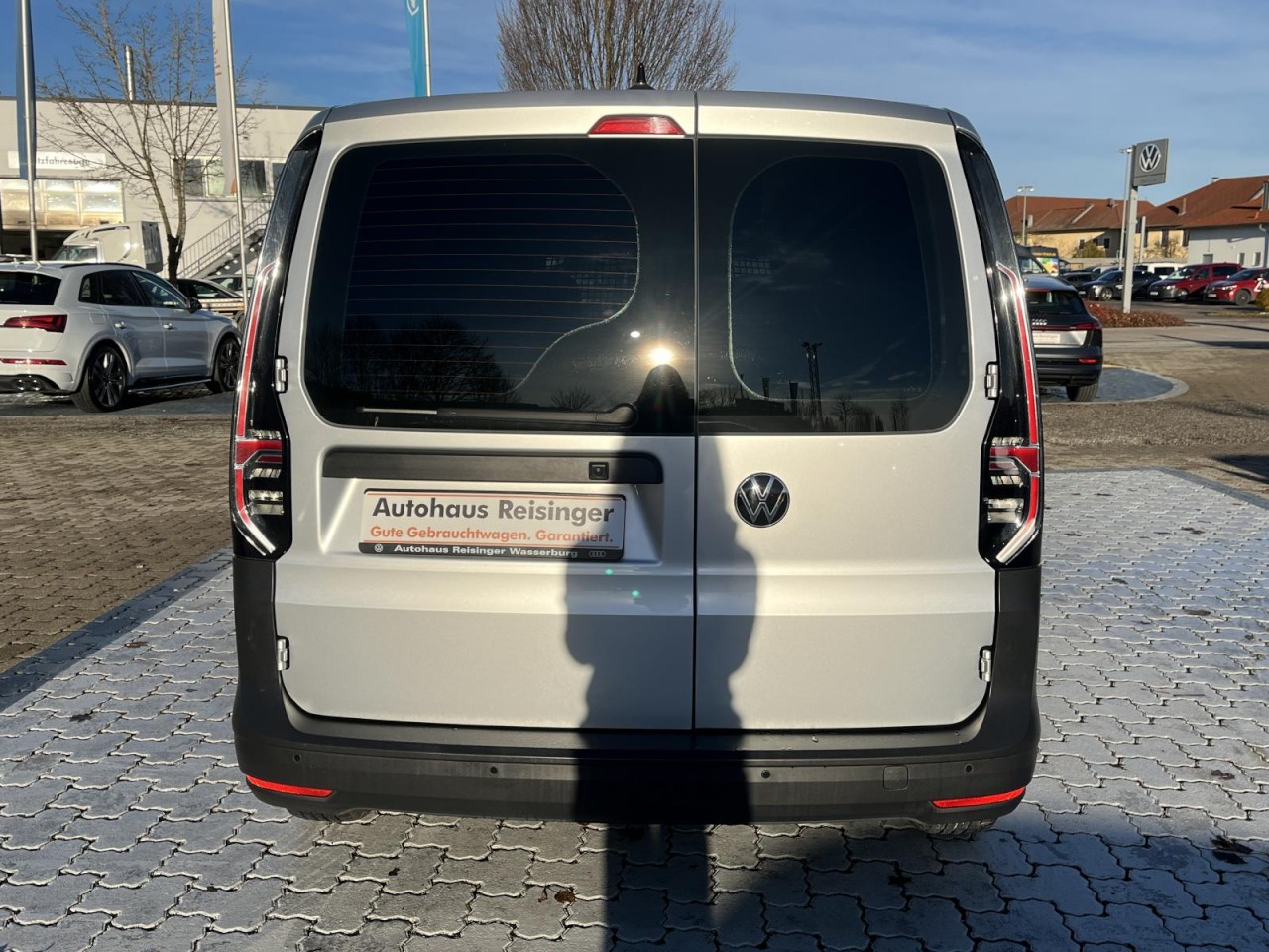 Caddy 2.0 TDI Cargo DSG (NAVI+LED+RearView+Sthz..)