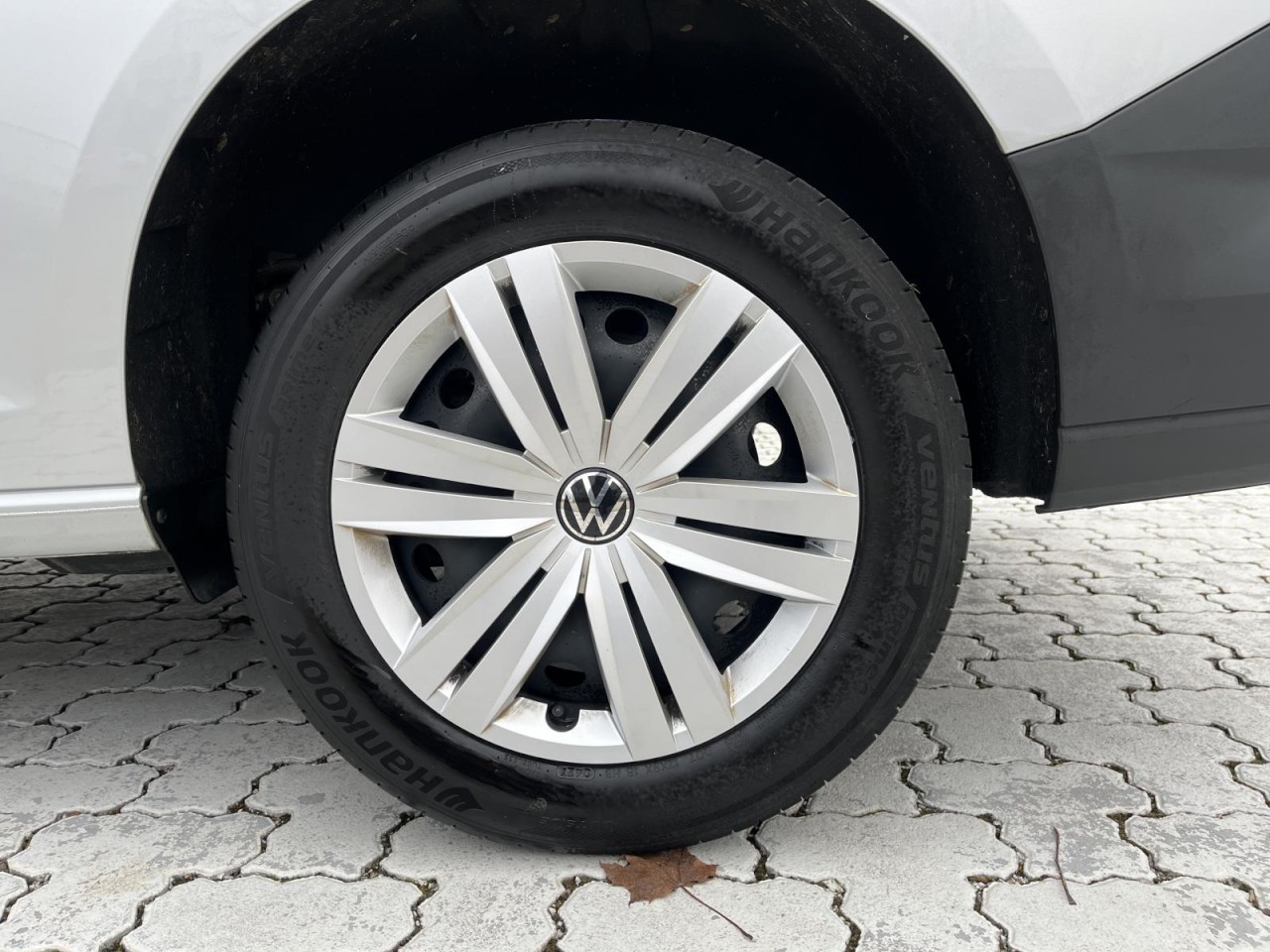 Caddy Maxi 2,0 TDI DSG Cargo (NAVI,LED,RearView,Standh.)