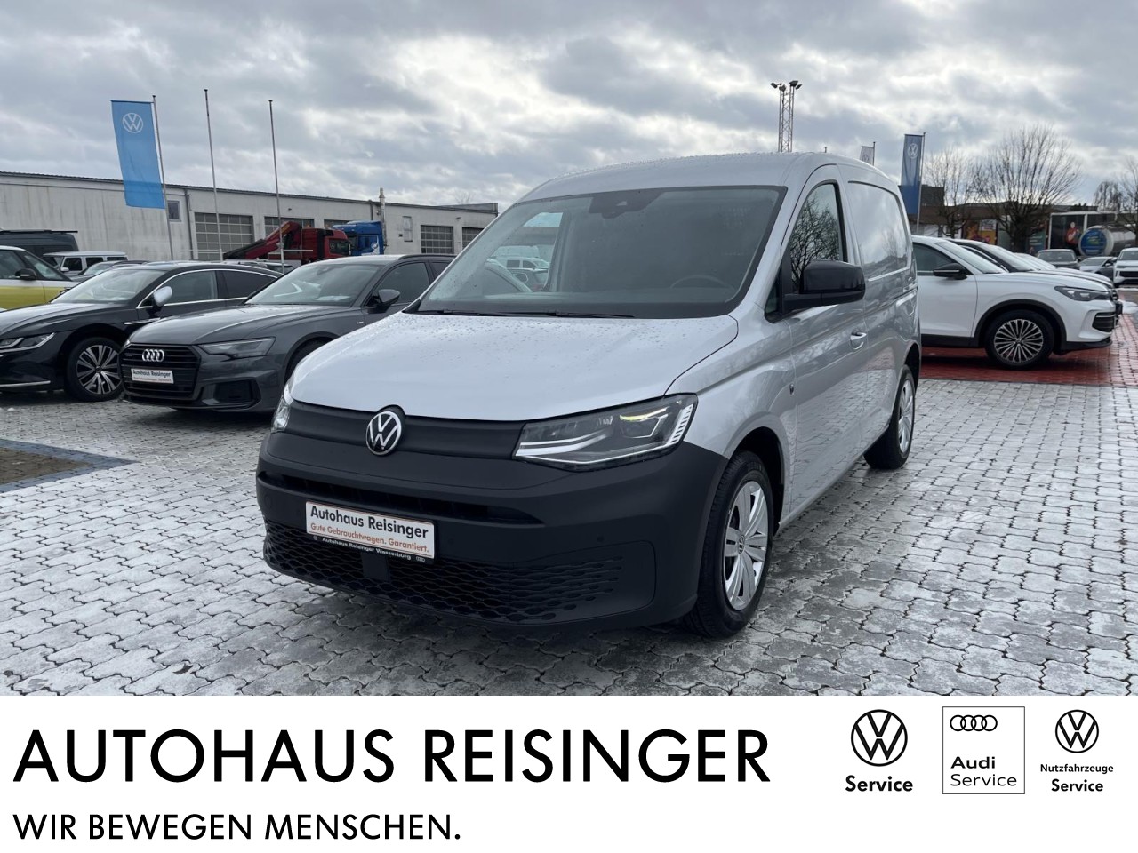 Caddy Cargo 2.0 TDI DSG ( LED+NAV+RearView+Standh.)