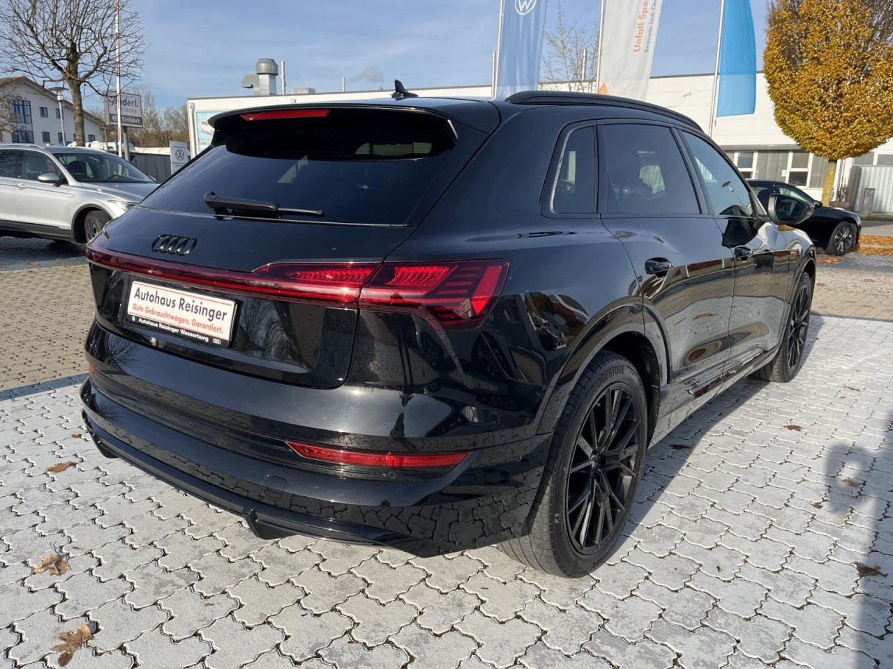 e-tron S-line Black Edition quattro (MatrixLED,B&O,Pano,Headup)