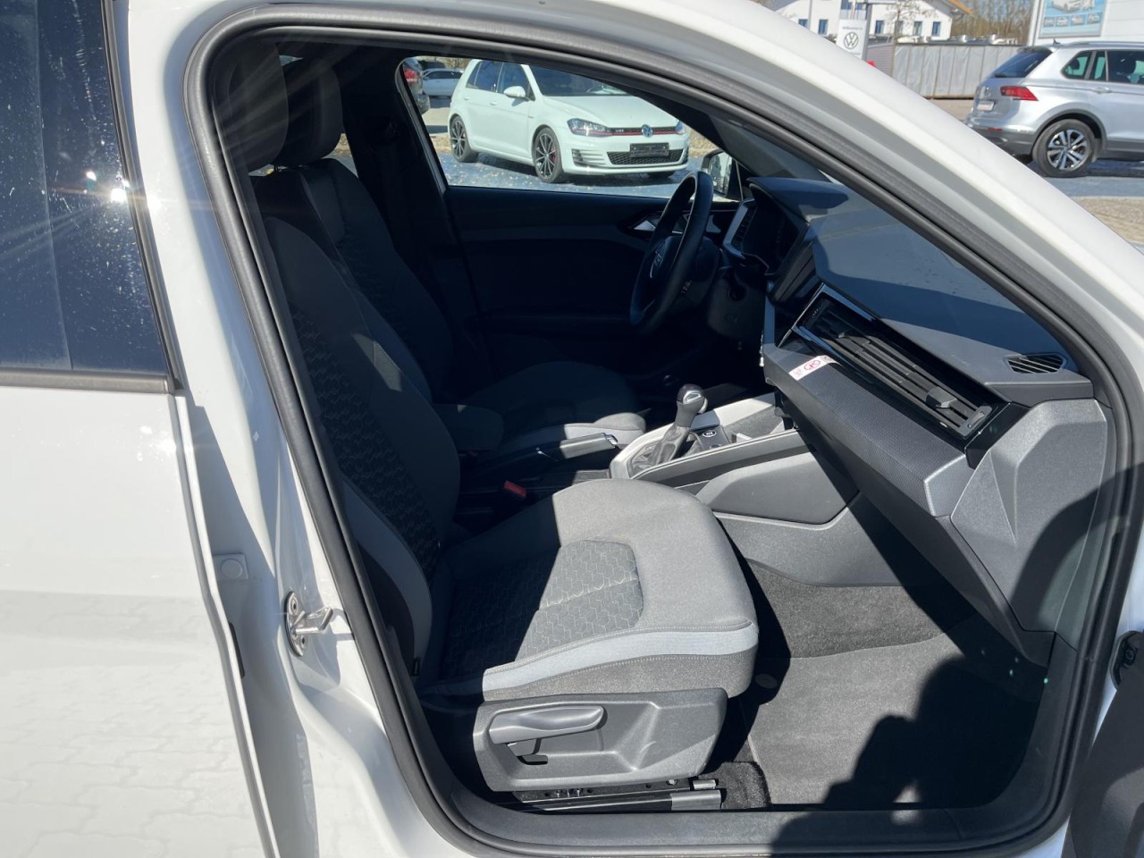 A1 Sportback 1,0 TFSI Advanced S-Tronic (LED,Sounds.)