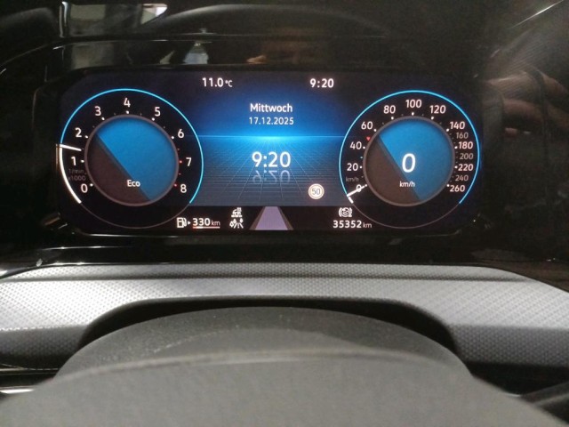 Golf VIII 1.5 TSI Active (LEDPlus+NAVI+APP+ACC+RearView+Standh.+HeadUp)