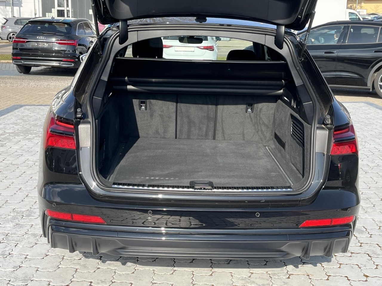 S6 Avant 3.0 TDI quattro Aut. (MatrixLED+NAVI+B&O)
