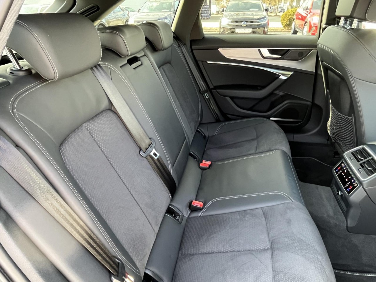 S6 Avant 3.0 TDI quattro Aut. (MatrixLED+NAVI+B&O)