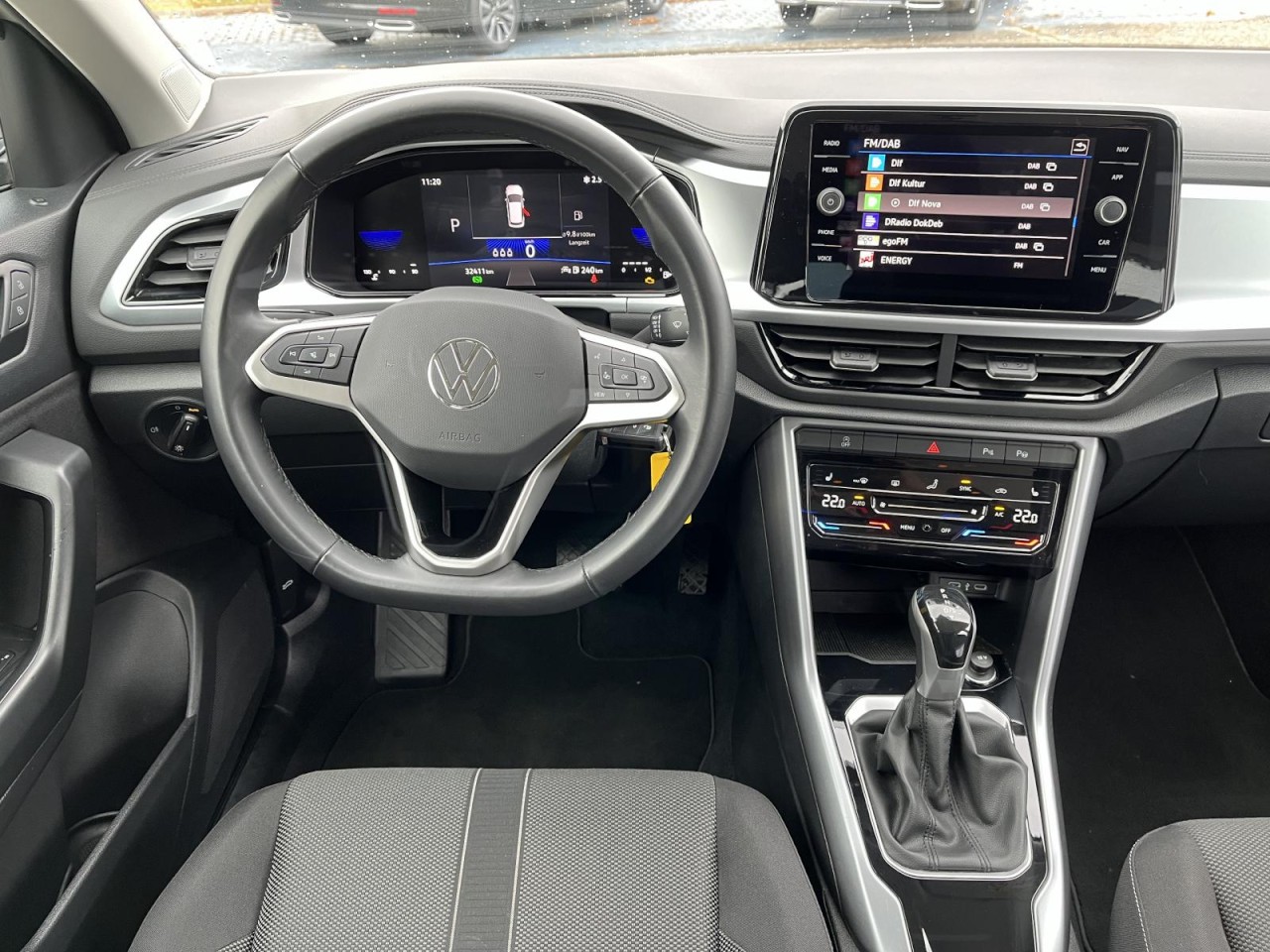 T-Roc 1.5 TSI DSG Life (Navi,AHK,APP,SH,PDC)