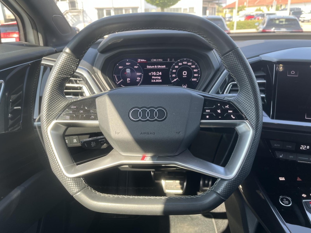 Q4 Sportback e-tron 45 S-Line quattro (MatrixLED+Navi+Sounds)