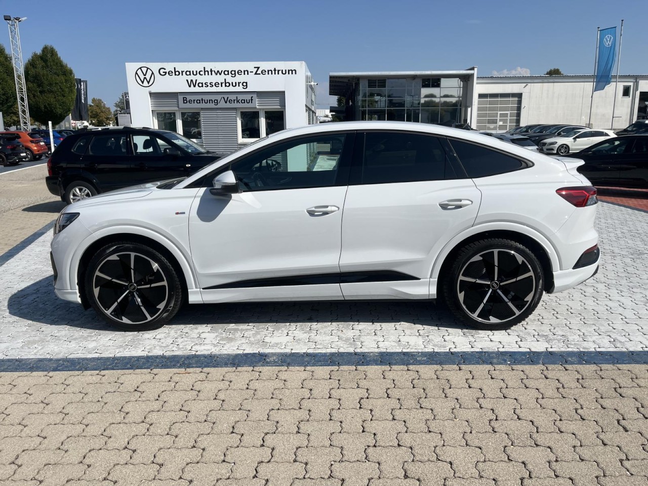 Q4 Sportback e-tron 45 S-Line quattro (MatrixLED+Navi+Sounds)