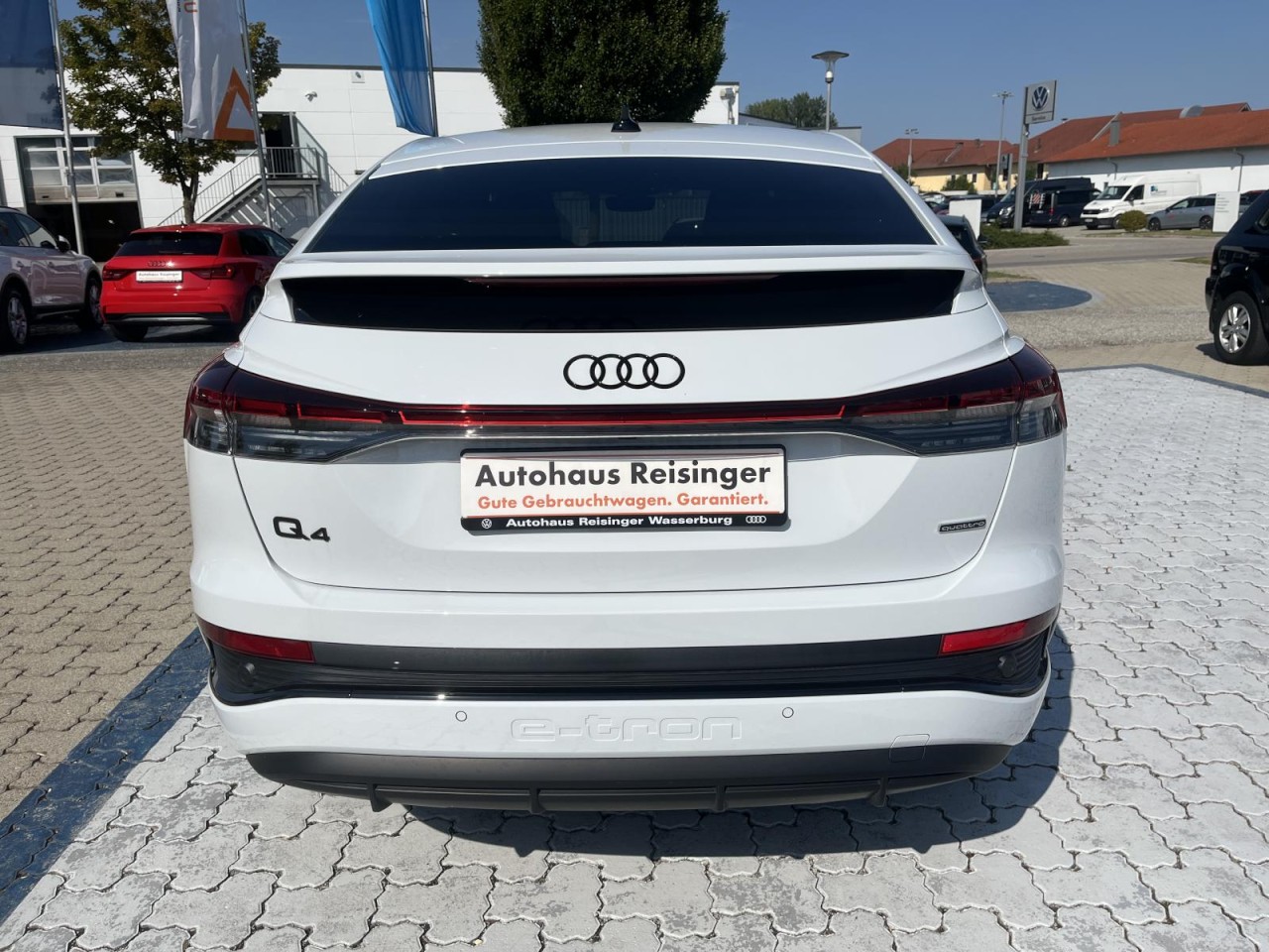 Q4 Sportback e-tron 45 S-Line quattro (MatrixLED+Navi+Sounds)