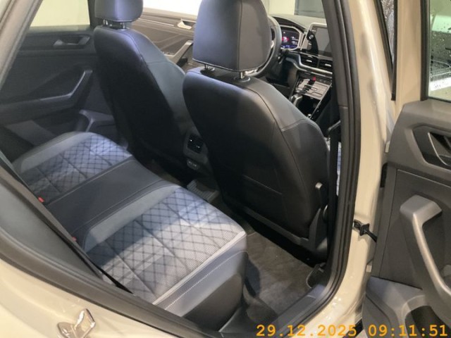 T-Roc 1.5 TSI R-Line DSG (LEDPlus+EasyOpen+RearView+App)