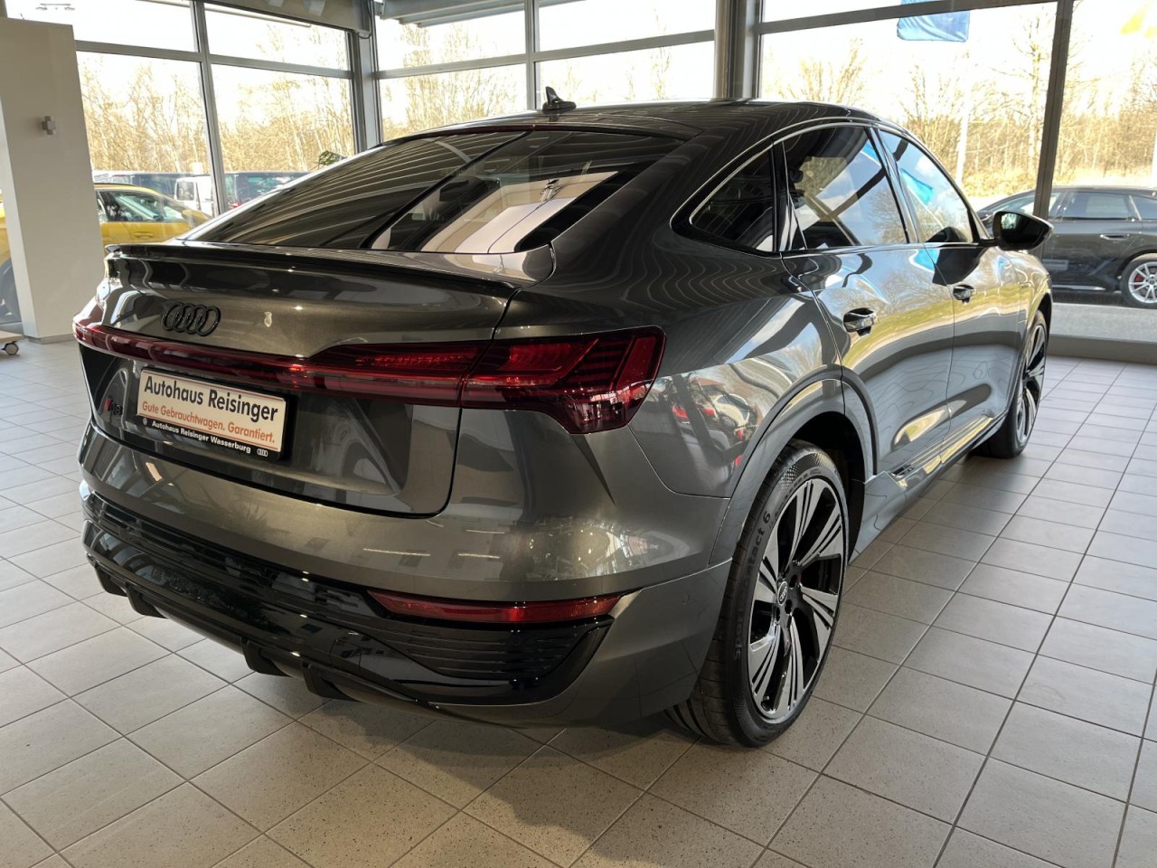 Q8 Sportback e-tron S-Line quattro (AHK+Pano+B&O+MatrixLED)
