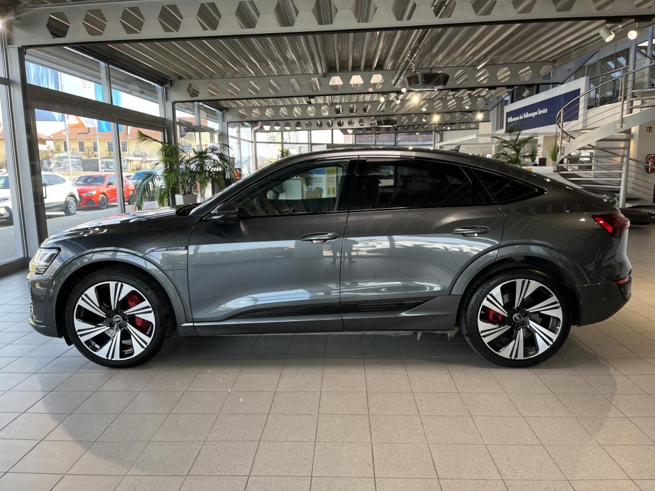 Q8 Sportback e-tron S-Line quattro (AHK+Pano+B&O+MatrixLED)