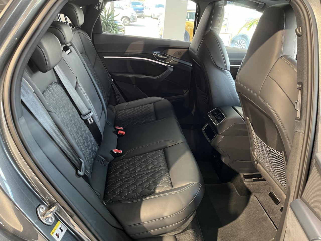 Q8 Sportback e-tron S-Line quattro (AHK+Pano+B&O+MatrixLED)