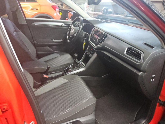 T-Roc 1.5 TSI Active (LED+NAVI+ACC+APP) Klima