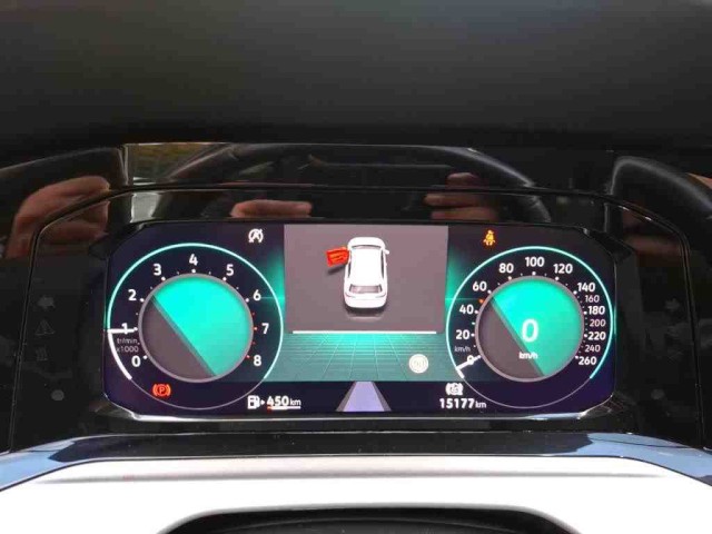 Golf VIII 1.0 TSI Life (LED+ACC+Navi+R-Kamera+APP)