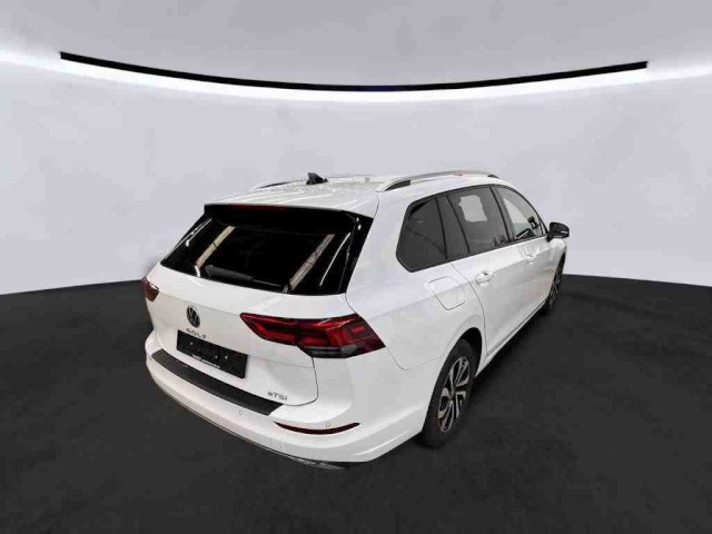 Golf VIII Variant 1.5 eTSI Active DSG (LED+NAVI+APP+ACC+RearView)