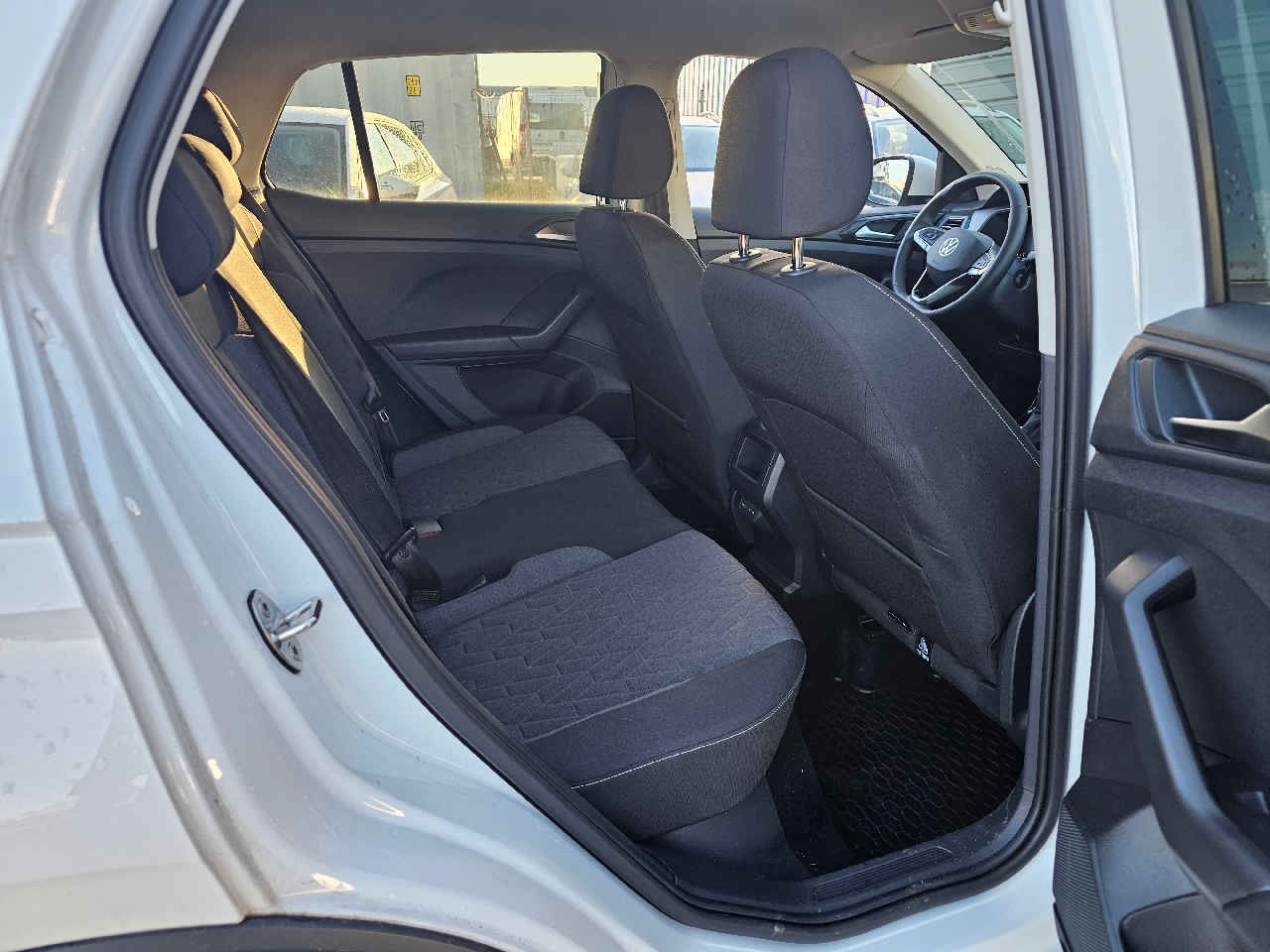 T-Cross 1,0 TSI Life DSG (LED+APP+RearView+ACC)