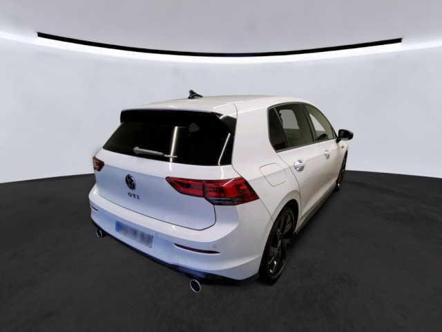 Golf VIII GTI 2.0 TSI DSG (LEDPlus+APP+RearView)