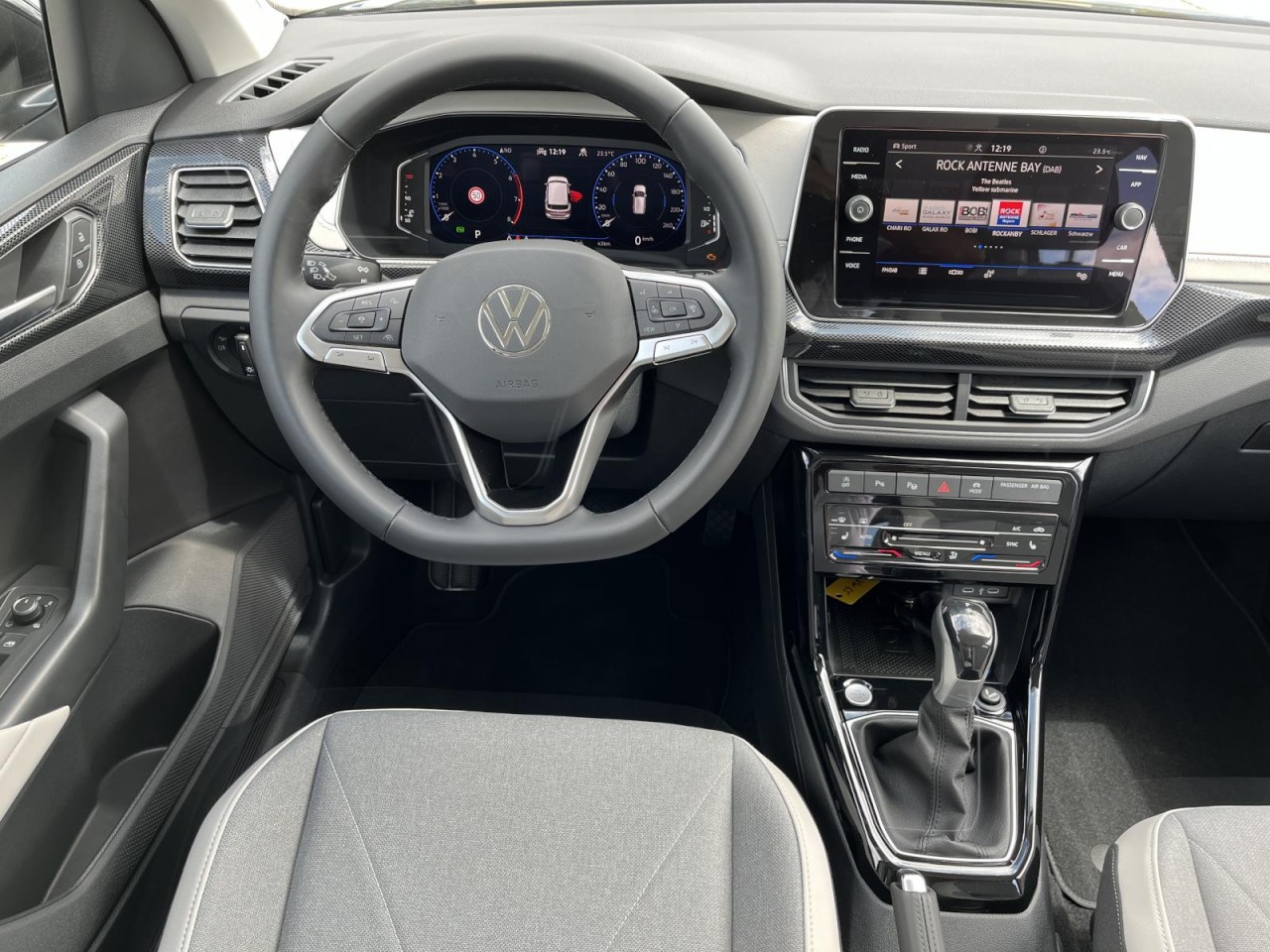 T-Cross 1.0 TSI Style DSG (Navi+AHK+IQ-Light)