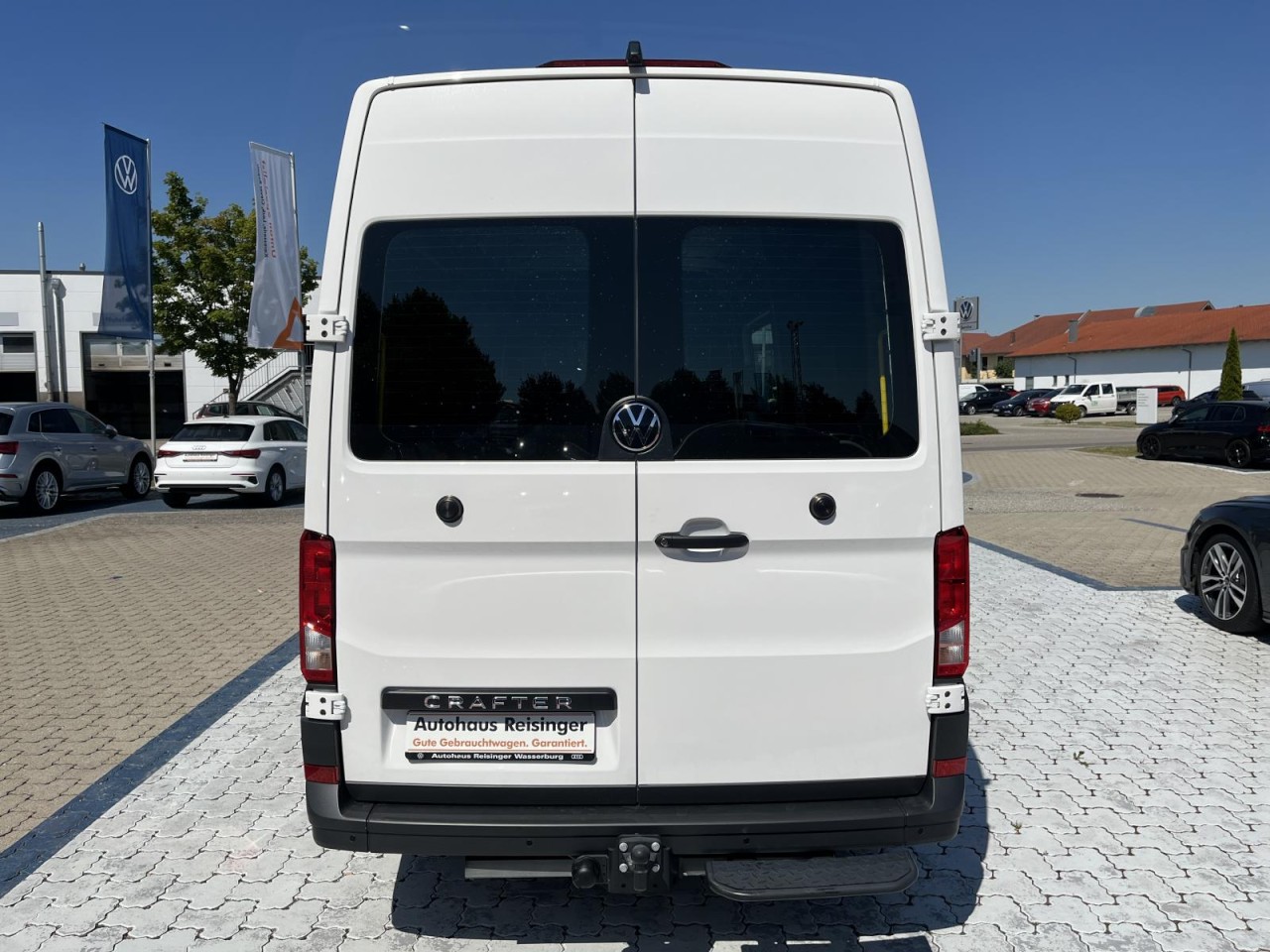 Crafter 35 Kasten 2.0 TDI LR HD (Klima,AHK,R-Kamera)
