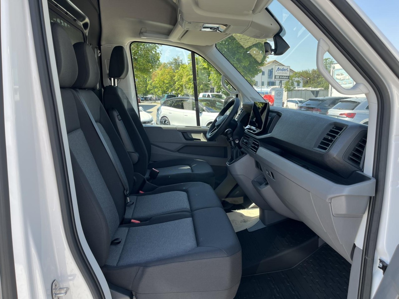 Crafter 35 Kasten 2.0 TDI LR HD (Klima,AHK,R-Kamera)