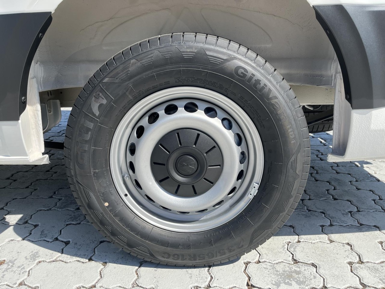 Crafter 35 Kasten MR HD 2.0 TDI (AHK+Klima)