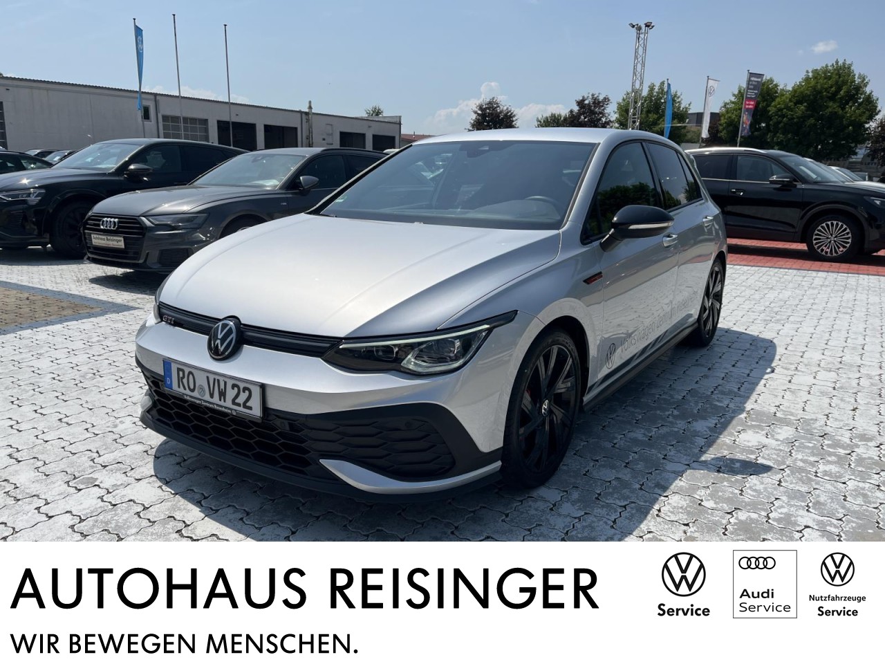 Golf VIII 2.0 l GTI Clubsport (Black Style+Navi+Rear Vi...