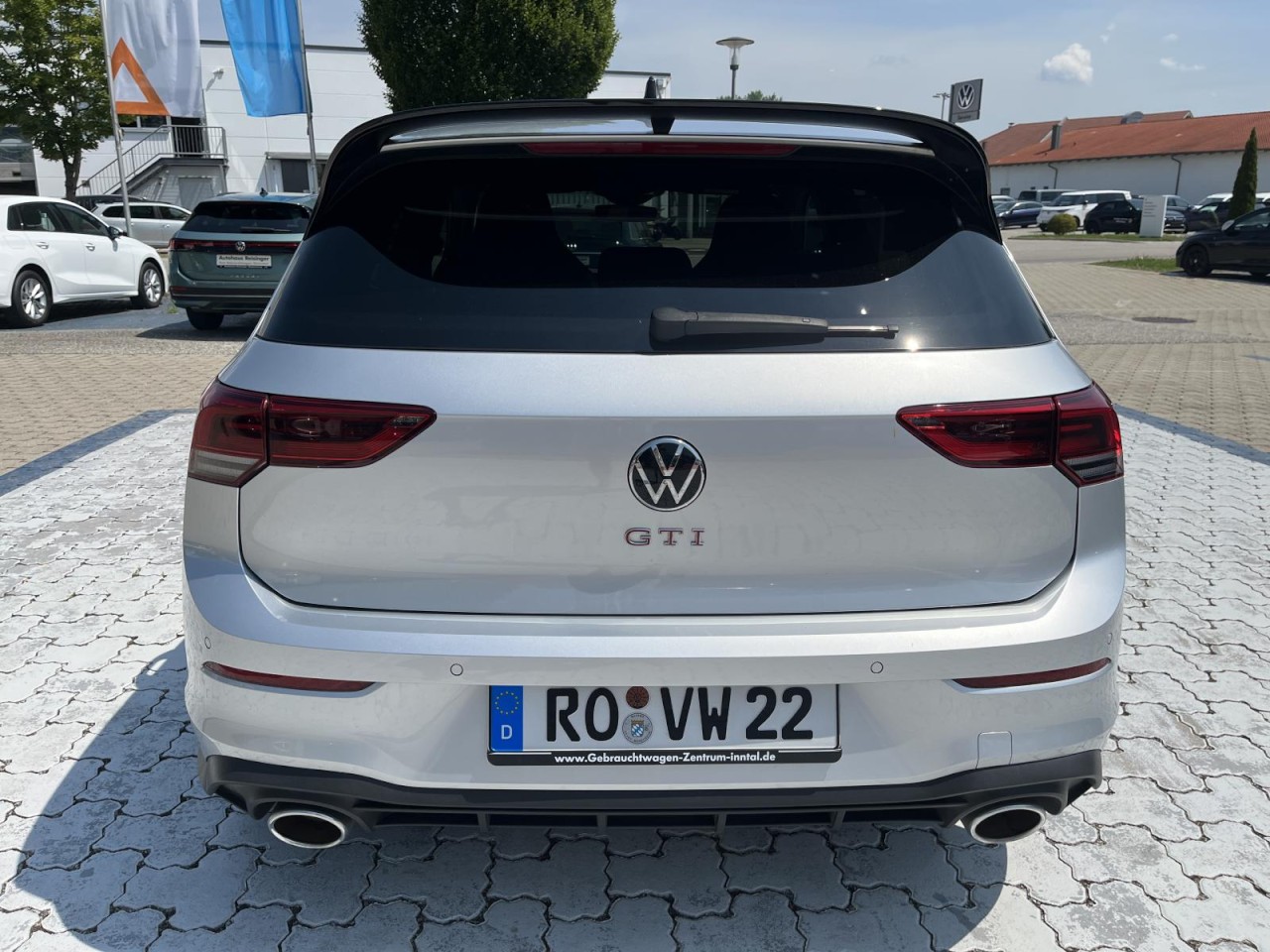 Golf VIII 2.0 l GTI Clubsport (Black Style+Navi+Rear View)