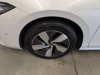 Passat Variant 2.0 TDI Business DSG (LED+NAVI+AHK+APP+ACC)