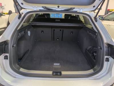 Passat Variant 2.0 TDI Business DSG (LED+NAVI+AHK+APP+ACC)