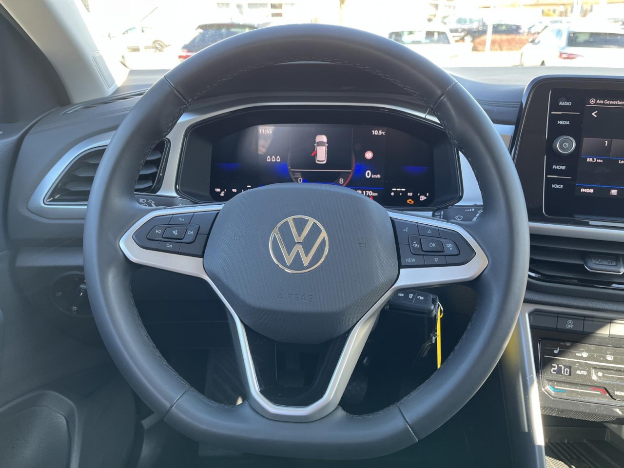 T-Roc 1.0 TSI Life (NAVI+LED+APP+SH+RearView+Lane-FrontAssist)