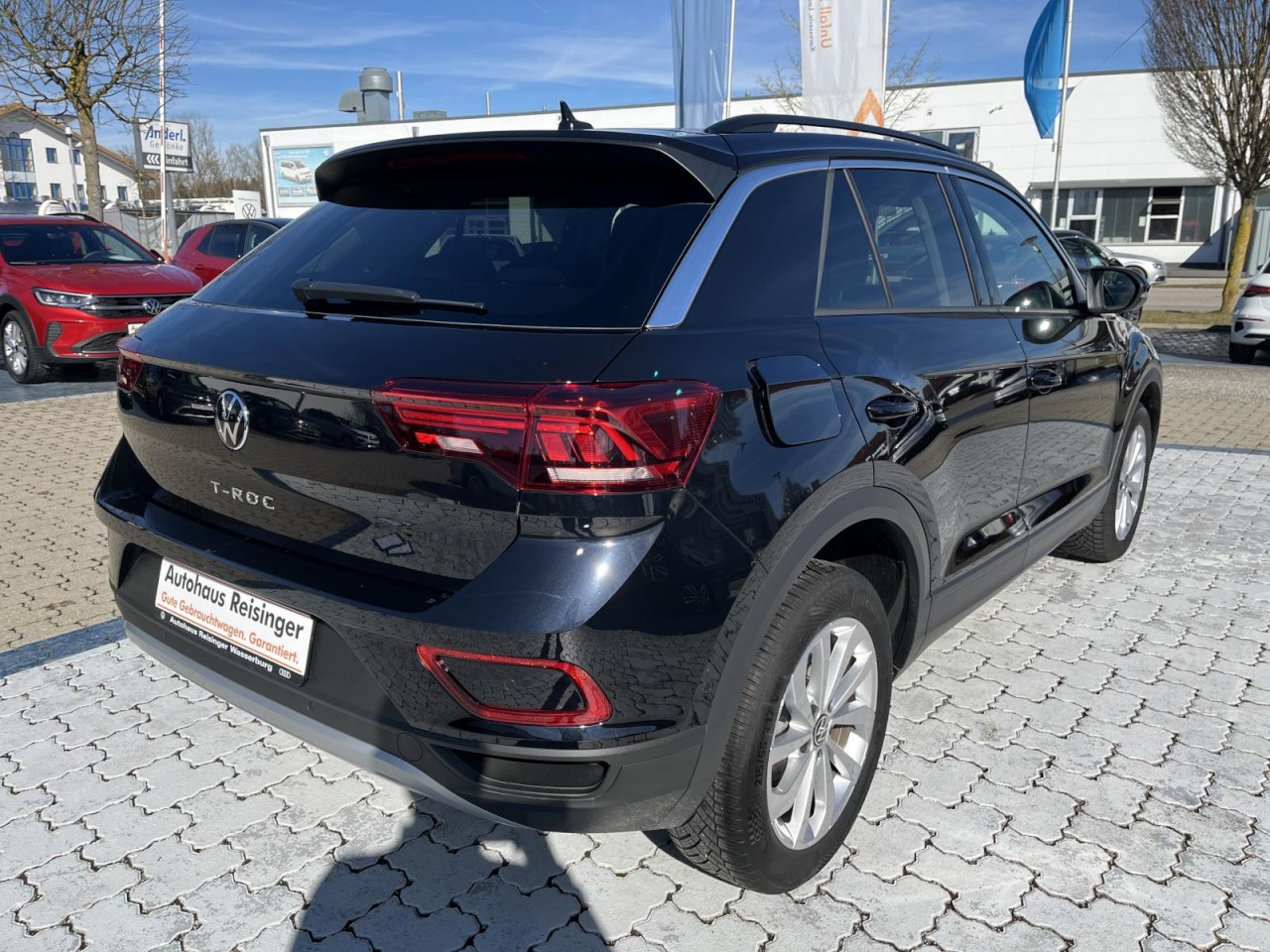 T-Roc 1.0 TSI Life (NAVI+LED+APP+SH+RearView+Lane-FrontAssist)