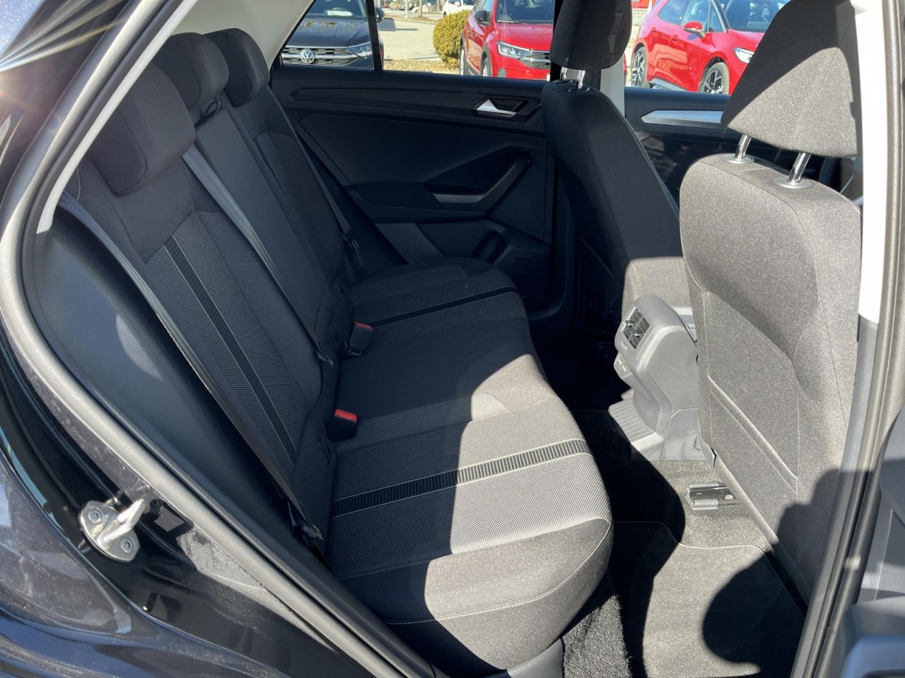 T-Roc 1.0 TSI Life (NAVI+LED+APP+SH+RearView+Lane-FrontAssist)