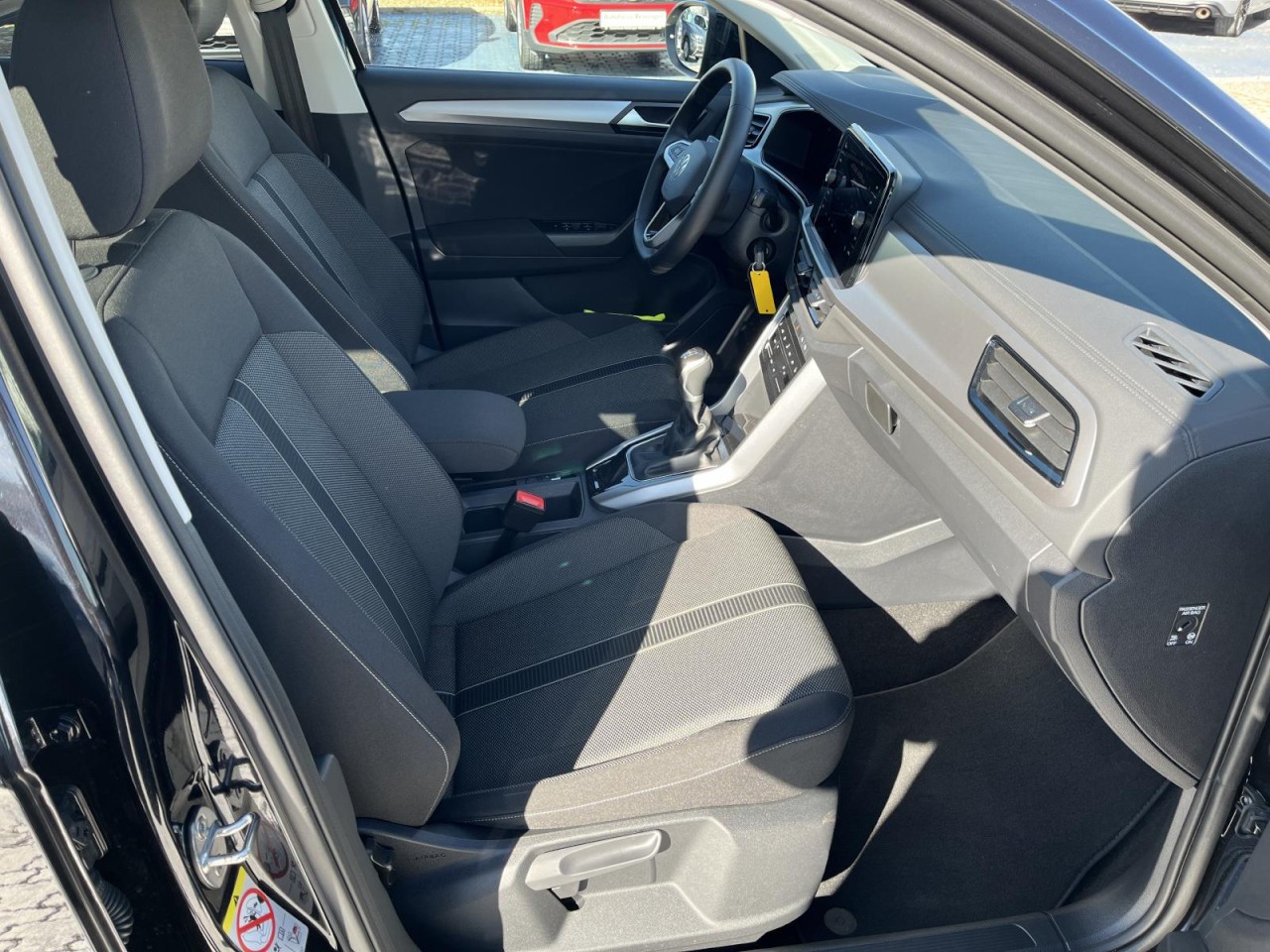 T-Roc 1.0 TSI Life (NAVI+LED+APP+SH+RearView+Lane-FrontAssist)