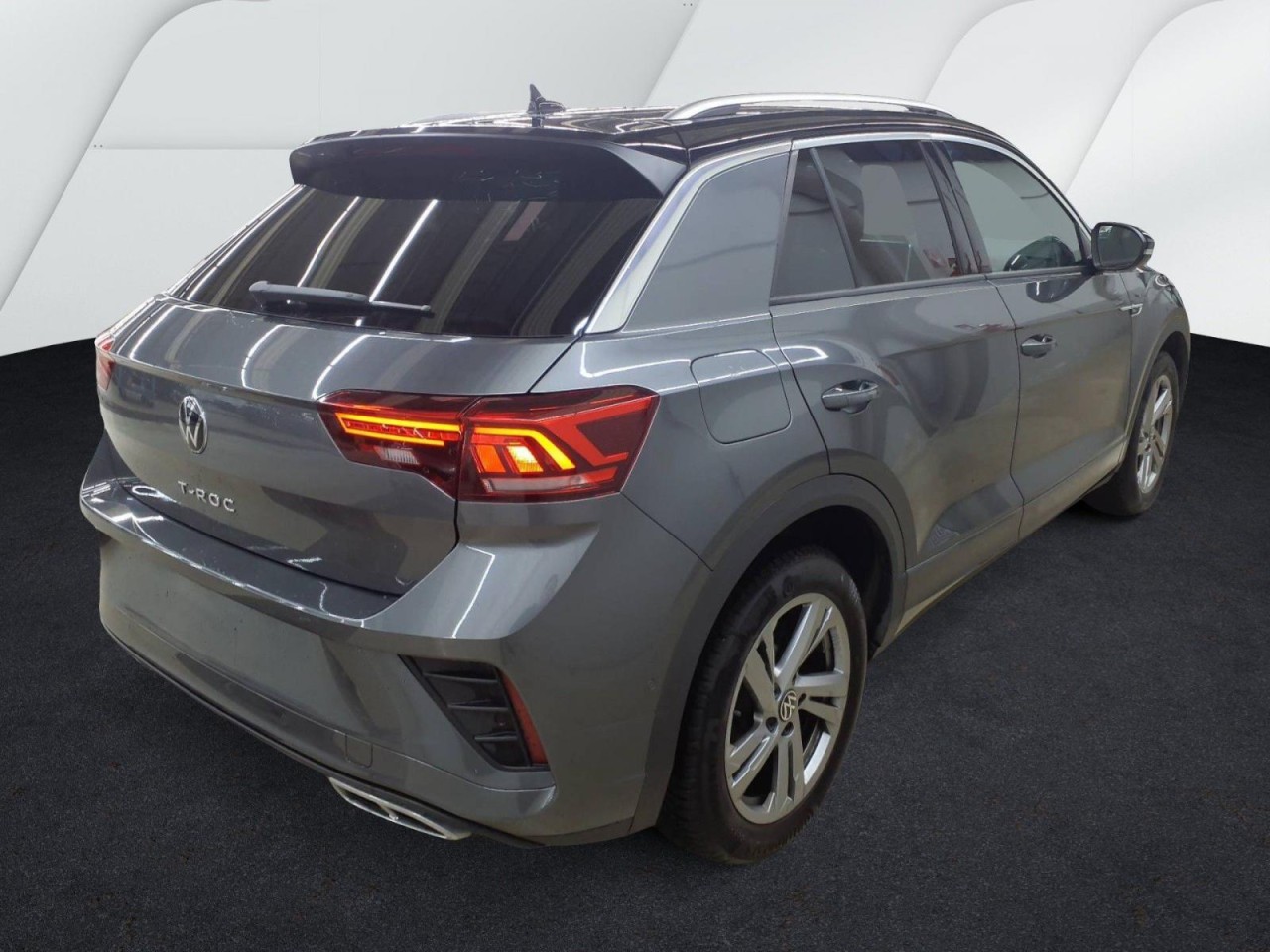 T-Roc 1.5 TSI R-Line DSG (LED+NAVI+AHK+APP+ACC)