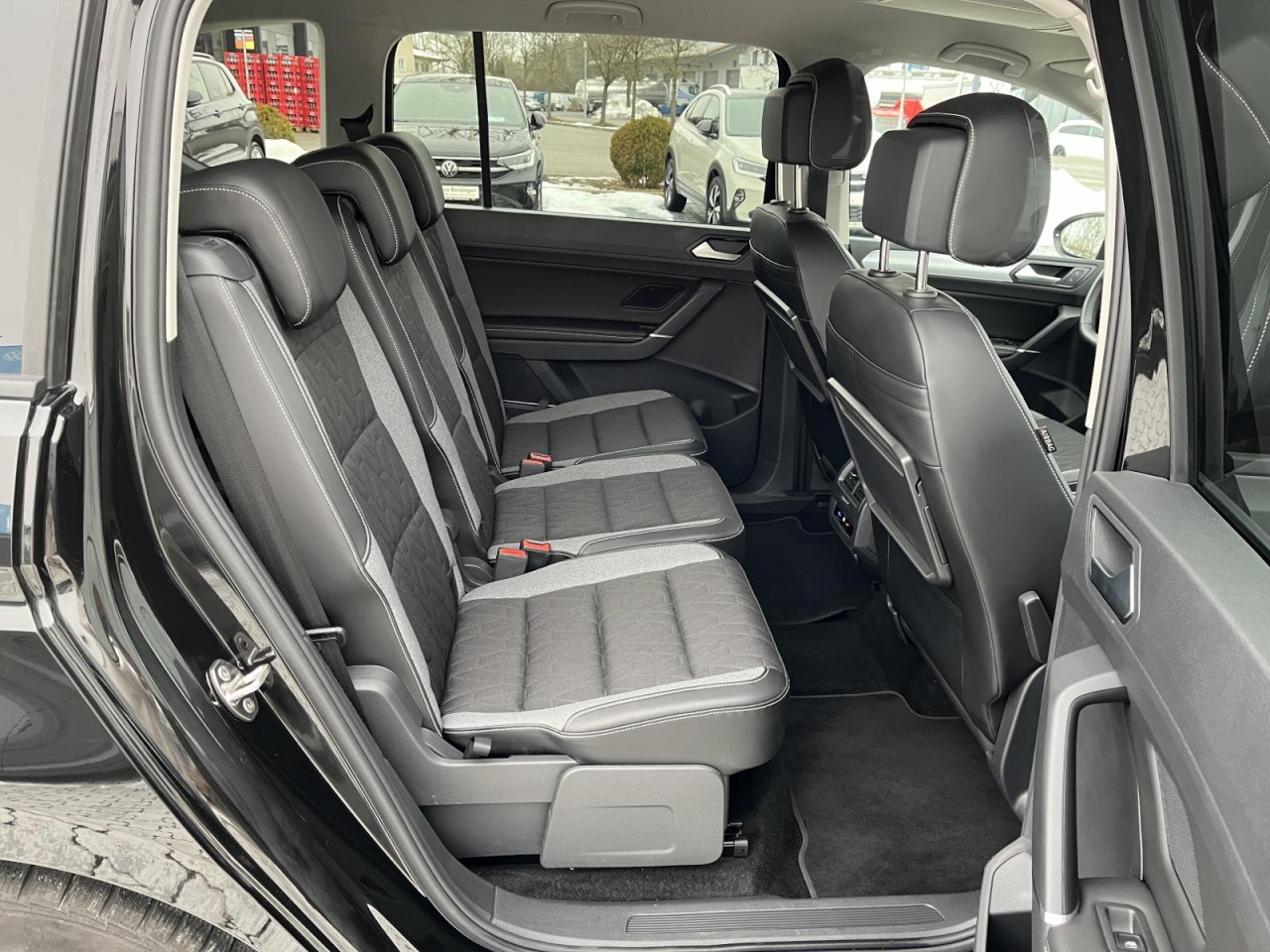 Touran 1.5 TSI Goal (NAVI+R-Kamera+ACC+APP)