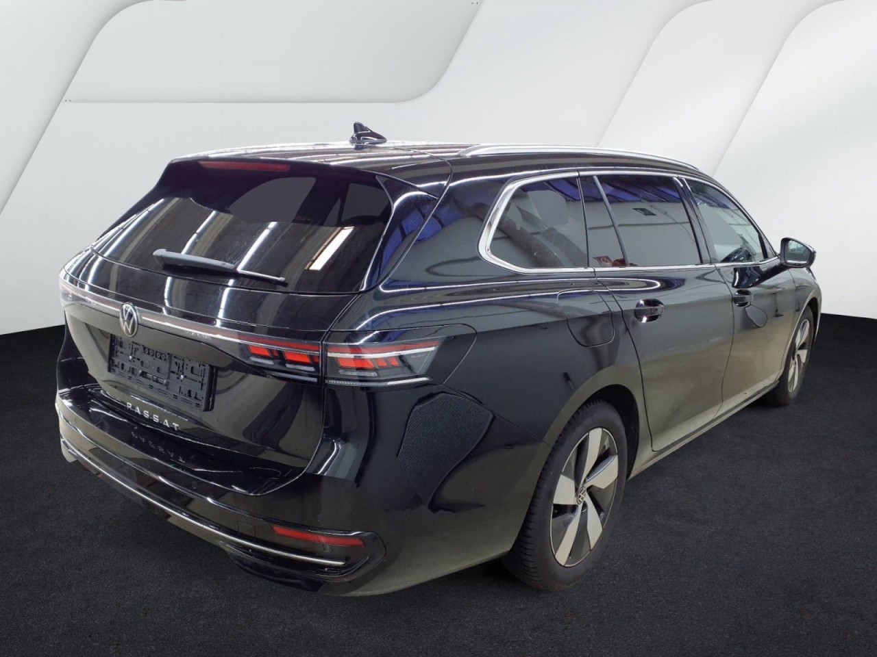 Passat Variant 2.0 TDI Elegance DSG (IQLight+APP+NAVI+RearView+AHK+ACC)