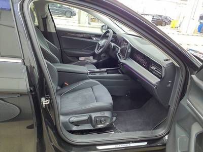 Passat Variant 2.0 TDI Elegance DSG (IQLight+APP+NAVI+RearView+AHK+ACC)