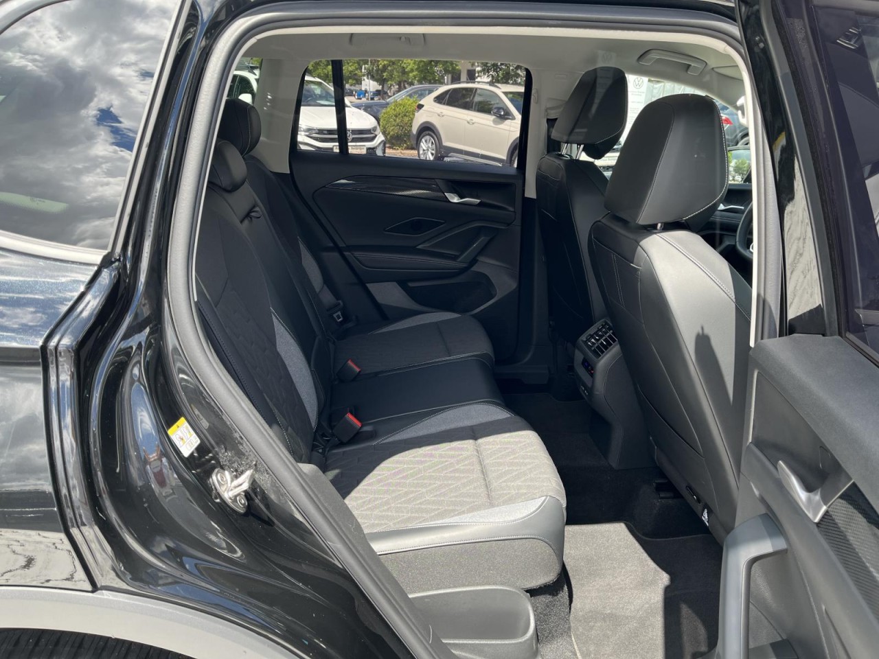 Tiguan 2.0 TDI Goal DSG (LEDPlus+NAVI+APP+AHK+ACC+RearView)