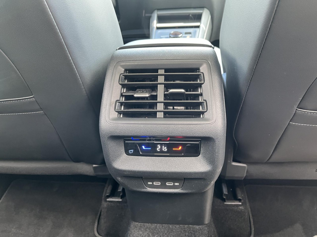 Tiguan 2.0 TDI Goal DSG (LEDPlus+NAVI+APP+AHK+ACC+RearView)