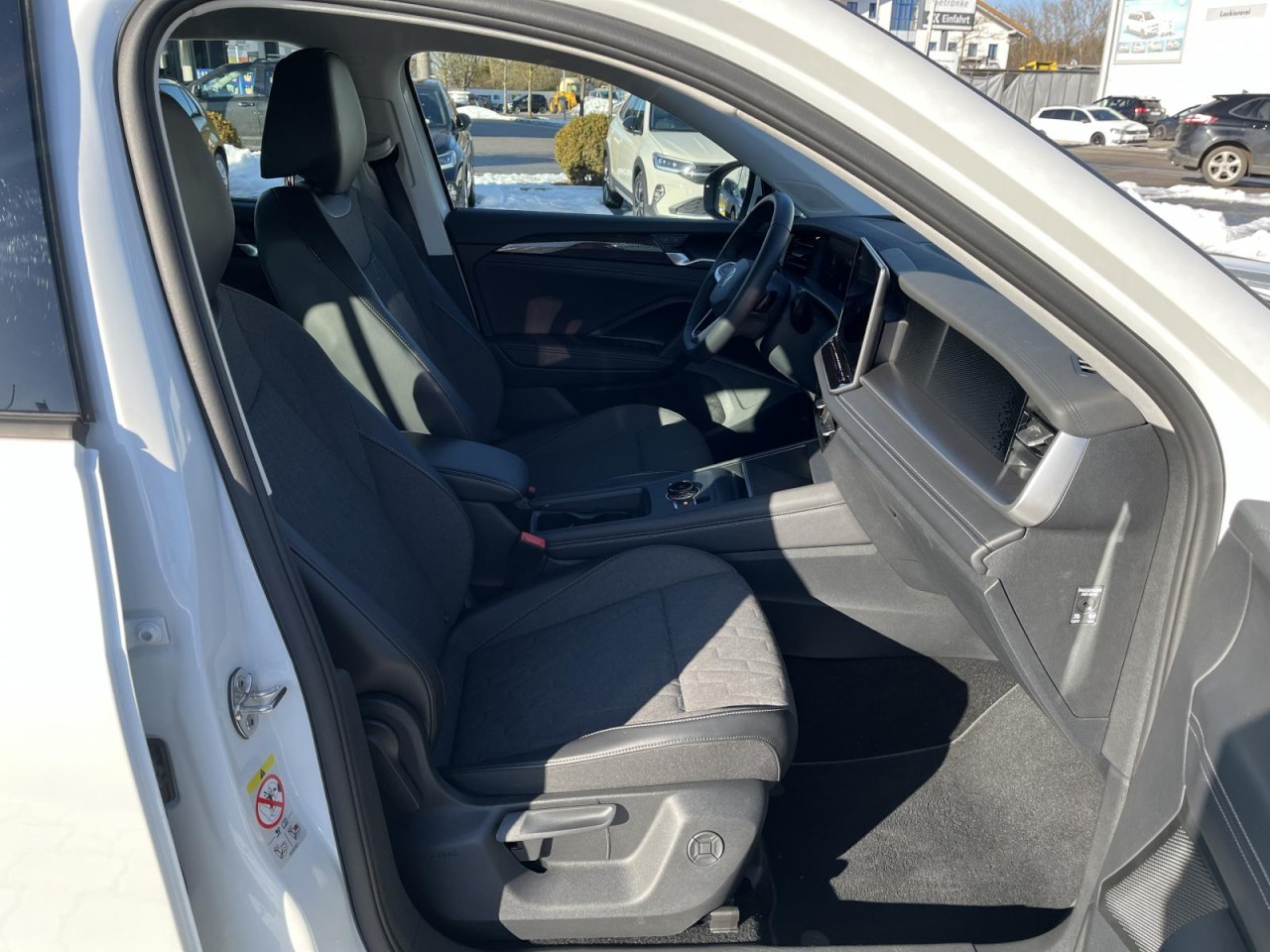 Tayron 1.5 eTSI Life DSG (NAVI+APP+IQLight+LED+ACC+RearView)